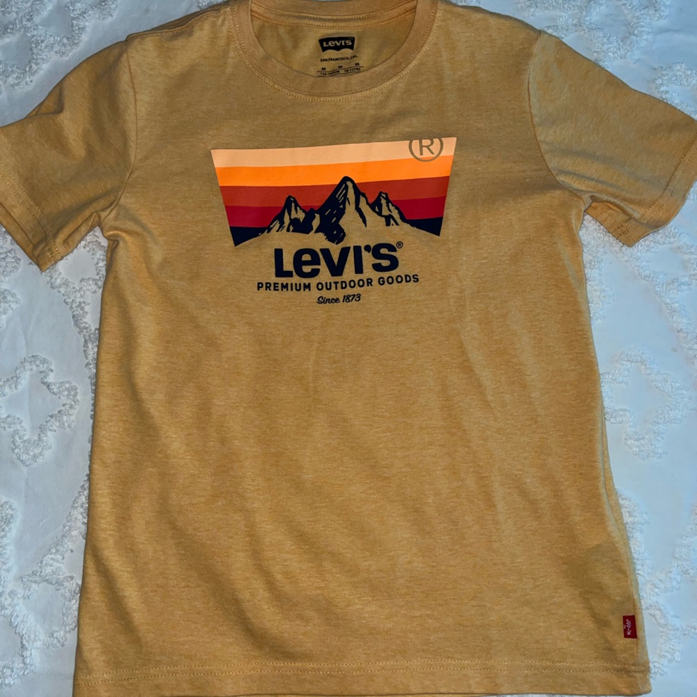 Boys Levi’s Tee
